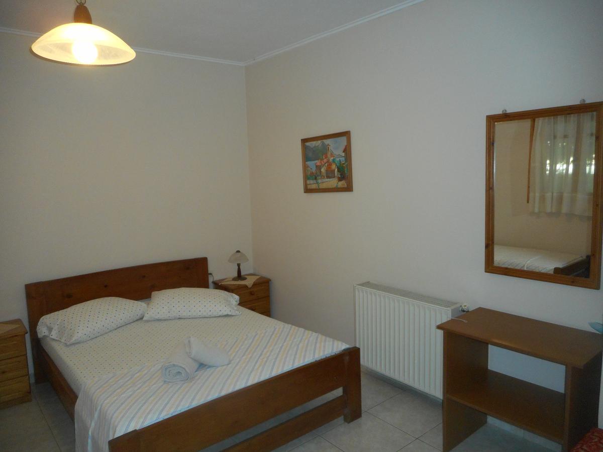 Apartmán Ntinas House Tsoukaládhes Exteriér fotografie